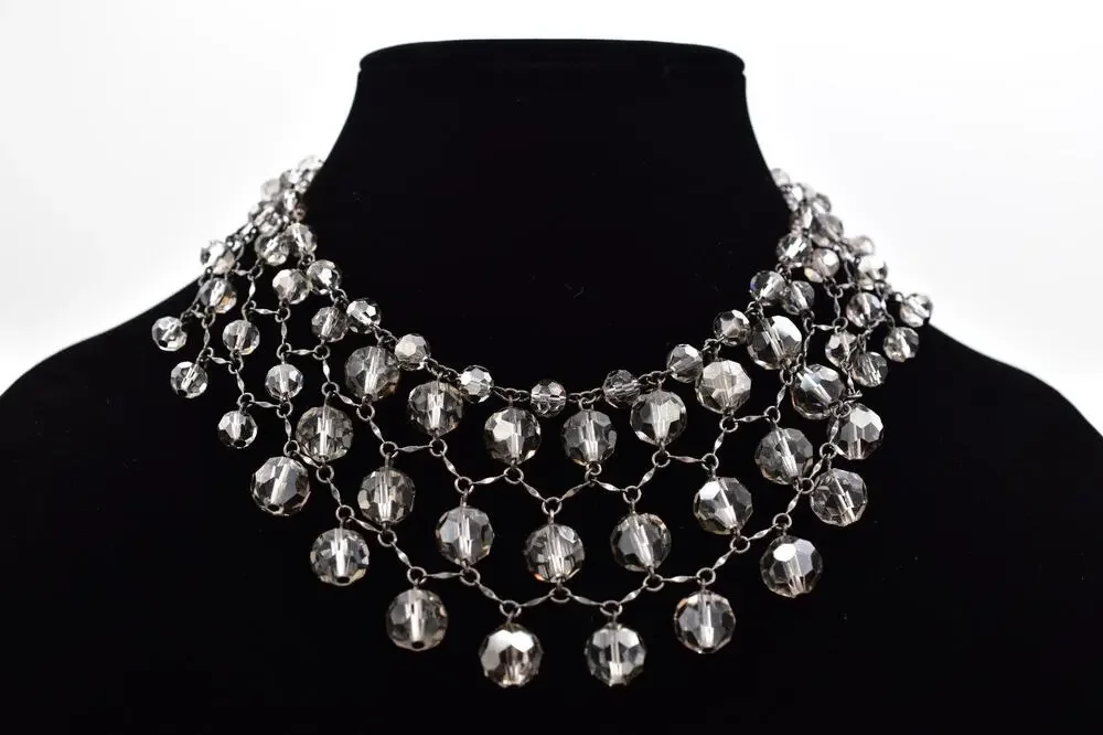 Banana Republic Vintage Glass Crystal Collar Bib Necklace Gray Statement BinBL